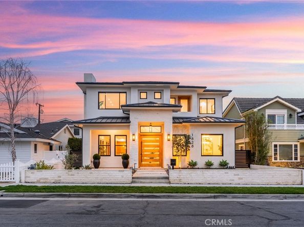 1828 Pine Street, Huntington Beach CA 92648