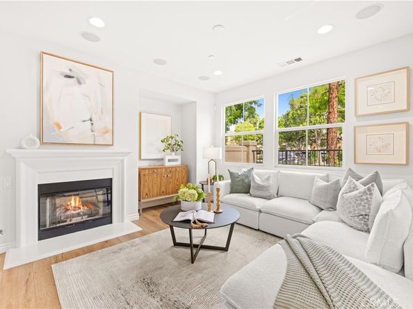 74 Trailing Vine, Irvine CA 92602