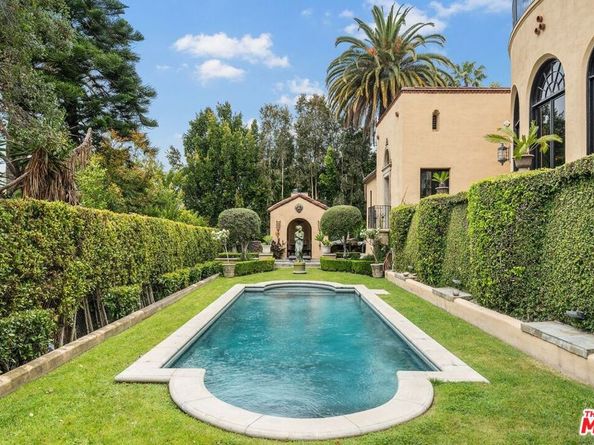 4320 Cedarhurst Circle, Los Angeles CA 90027