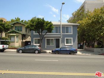 1224 N Fairfax Avenue