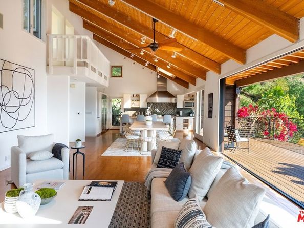 21338 Colina Drive, Topanga CA 90290