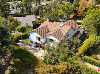 17053 Palisades Circle