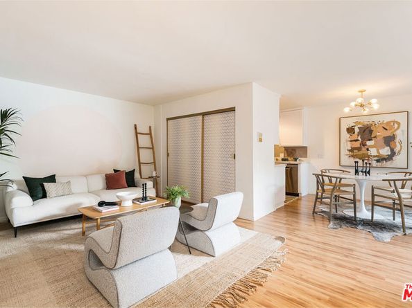 532 N Rossmore Avenue 406, Los Angeles CA 90004