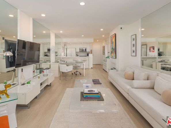 1745 Camino Palmero Street 327, Los Angeles CA 90046