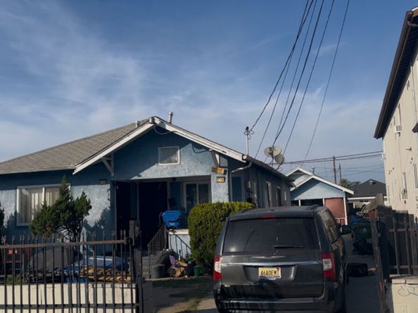 719 W 55th Street, Los Angeles CA 90037