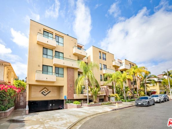 871 Crenshaw Boulevard 406, Los Angeles CA 90005