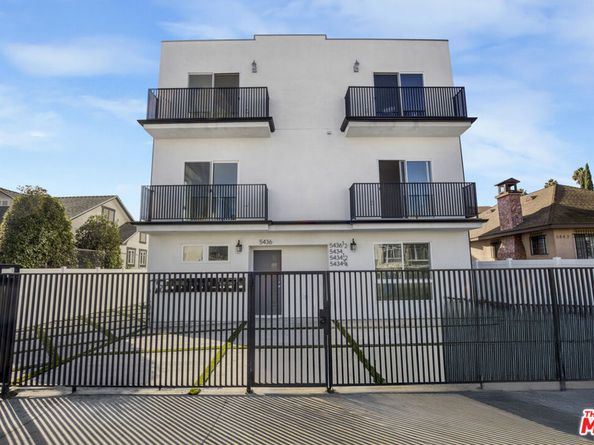 5436 Romaine Street, Los Angeles CA 90038