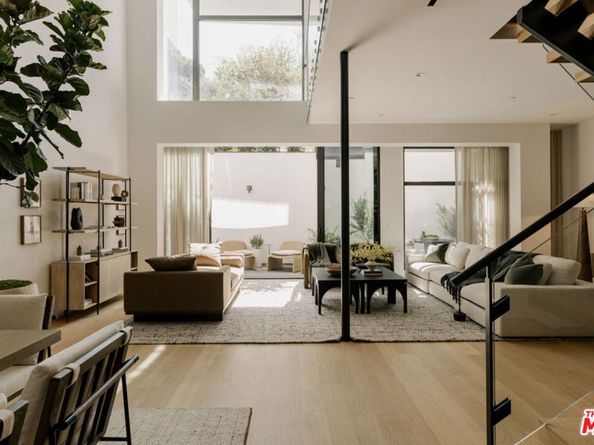 702 N Doheny Drive TH5, West Hollywood CA 90069