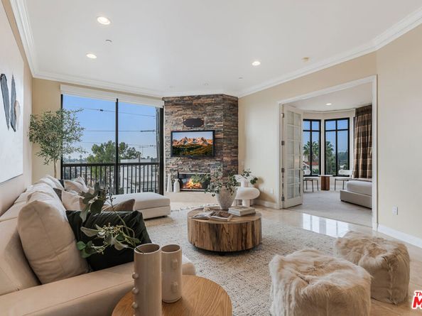 11847 Gorham Avenue 410, Los Angeles CA 90049