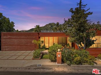 3275 Buckingham Road