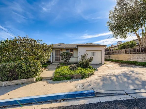 6927 Waite Dr, La Mesa CA 91941