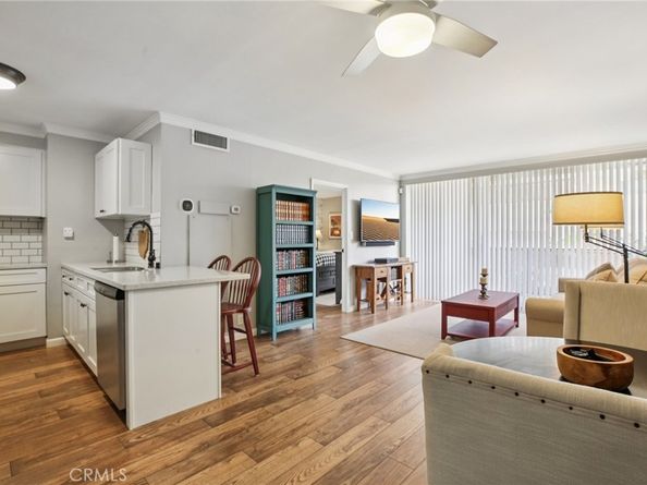 1750 E Ocean 102, Long Beach CA 90802