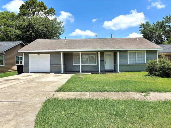 631 Roper Street, Houston TX 77034