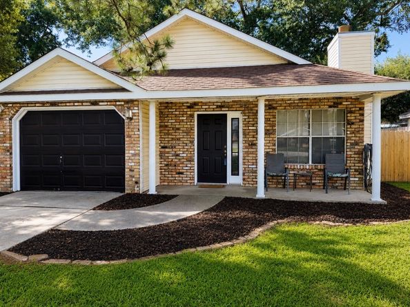 409 Mcphail Street, Tomball TX 77375