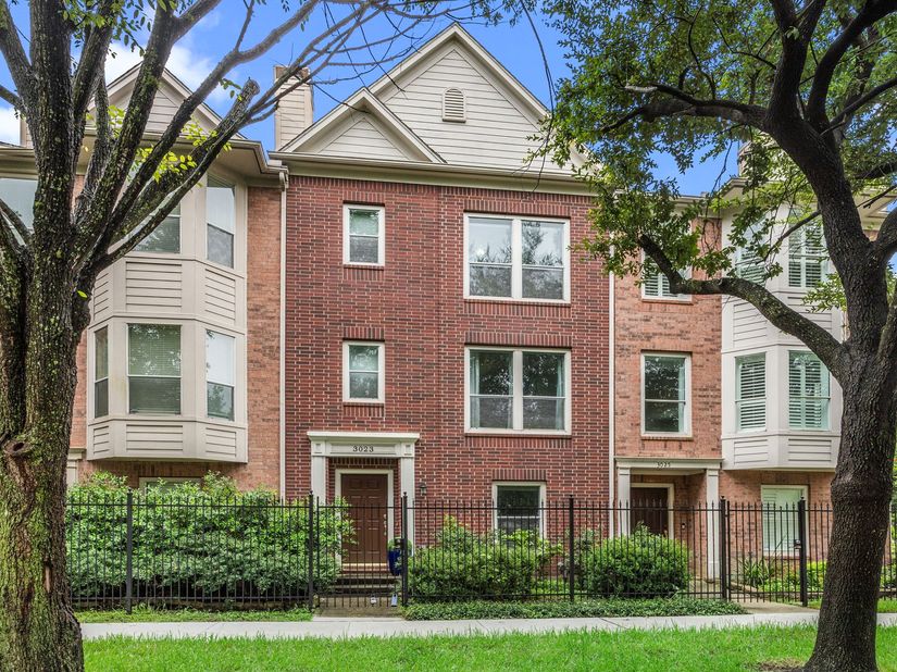 3023 Austin Street, Houston TX 77004