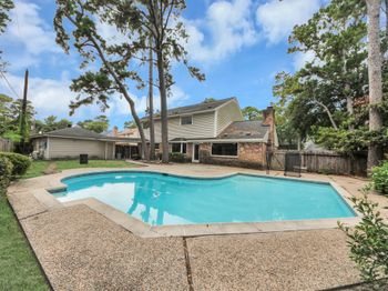 5807 Foresthaven Drive