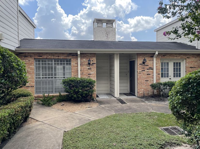 6201 Beverlyhill Street 8, Houston TX 77057