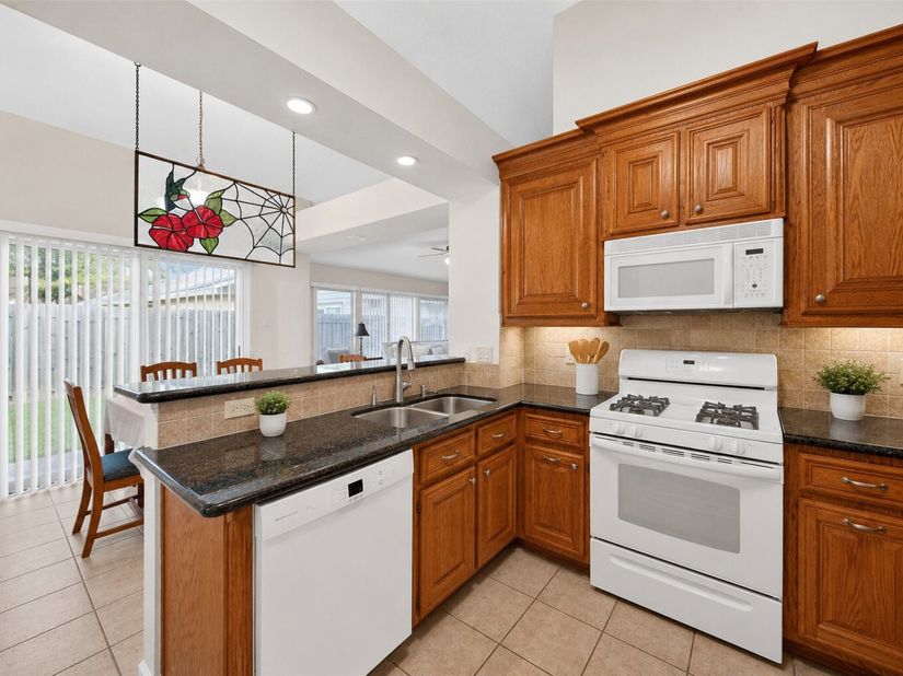 11826 Westlock Drive, Tomball TX 77377