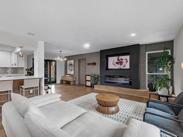 5041 Nina Lee Lane, Houston TX 77092