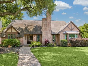 1702 Beech Bend Drive