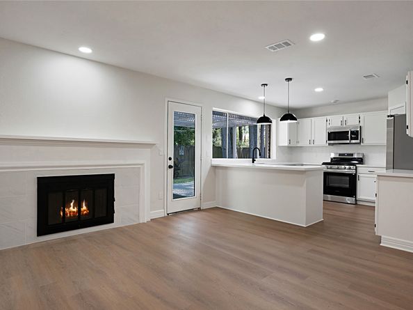 3 Still Corner Place, Spring TX 77381