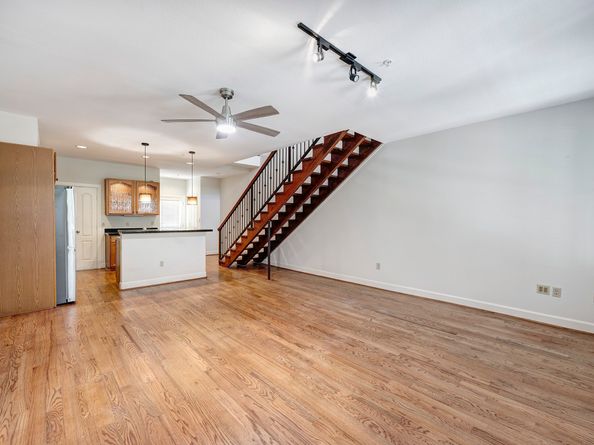 1602 Elgin Street 13, Houston TX 77004