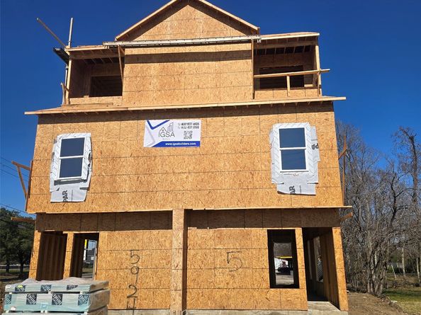 5924 N Wayside Drive AB, Houston TX 77028