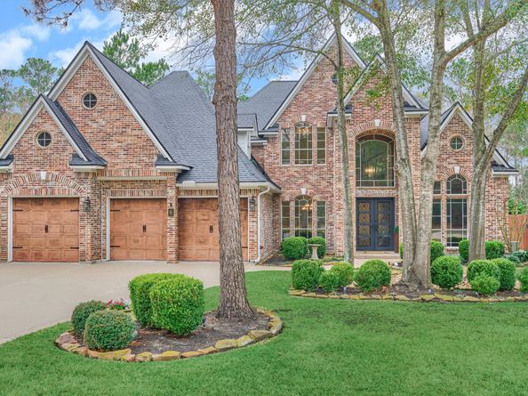 6 Glentrace Circle, The Woodlands TX 77382