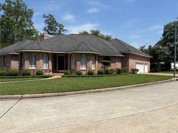 24602 W Kingscrest Circle