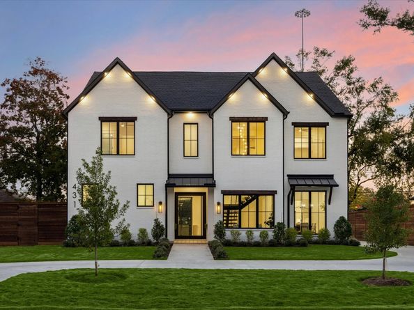 431 W 30th Street, Houston TX 77018