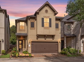 2813 Shadow Woods Court