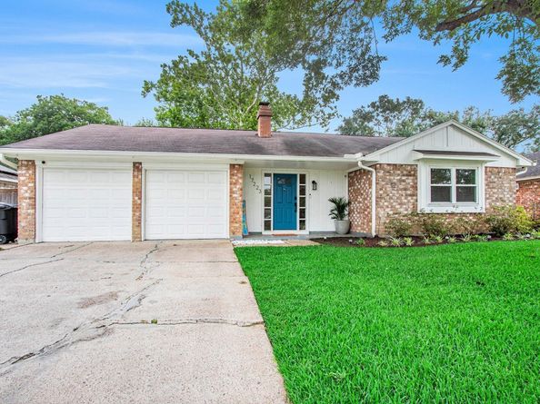 17223 Fife Lane, Webster TX 77598