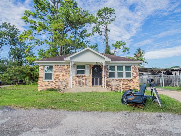 934 Lehman Street, Houston TX 77018