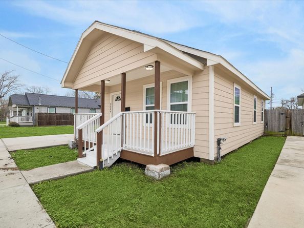 3344 Simmons Street, Houston TX 77004