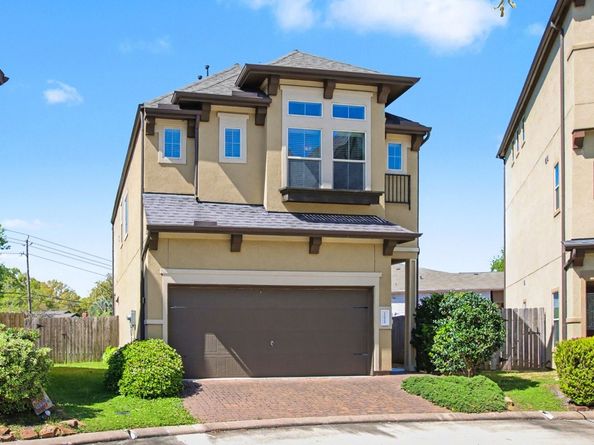 10022 Spring Shadows Park Circle, Houston TX 77080