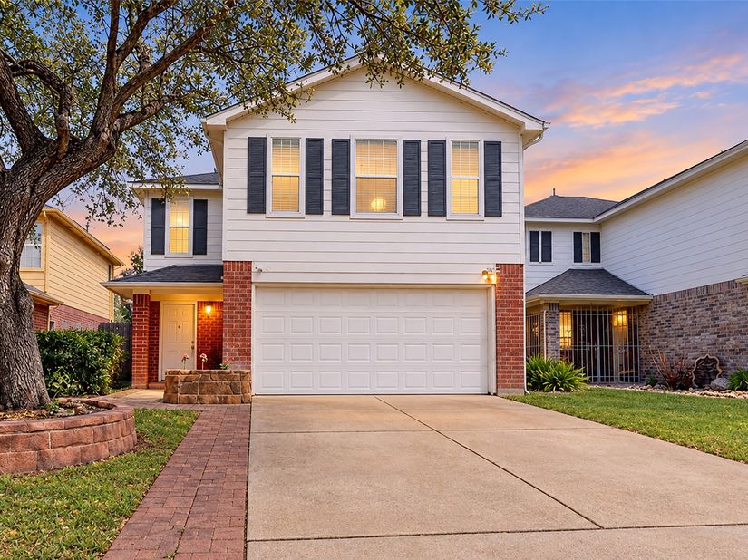 7106 Bayou Crest Drive, Houston TX 77088