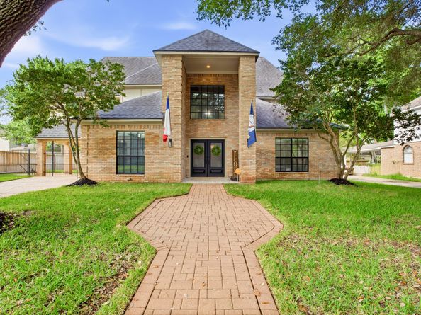 1715 Country Squire Drive, Richmond TX 77406