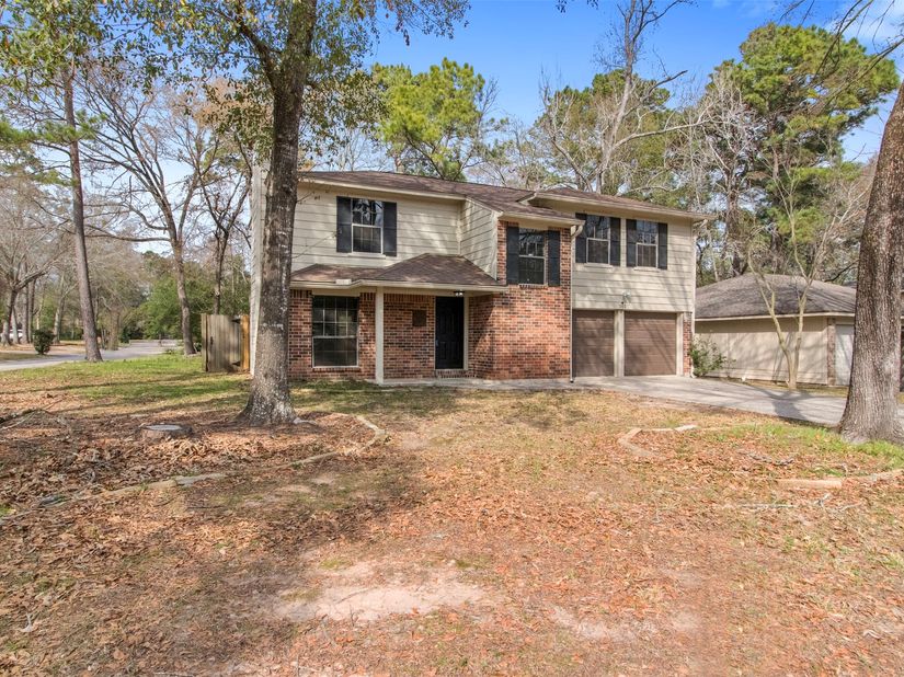 102 Summer Crest Circle, The Woodlands TX 77381