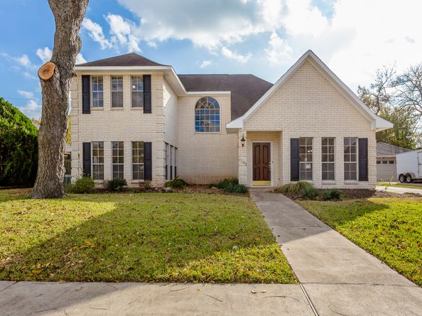 1703 Plantation Drive, Richmond TX 77406