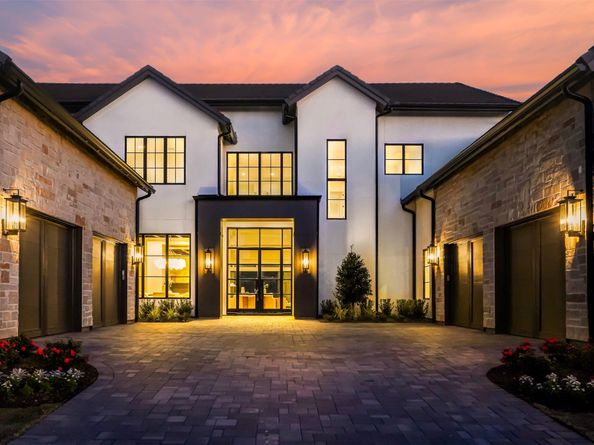 50 Aria Isle Drive, The Woodlands TX 77380