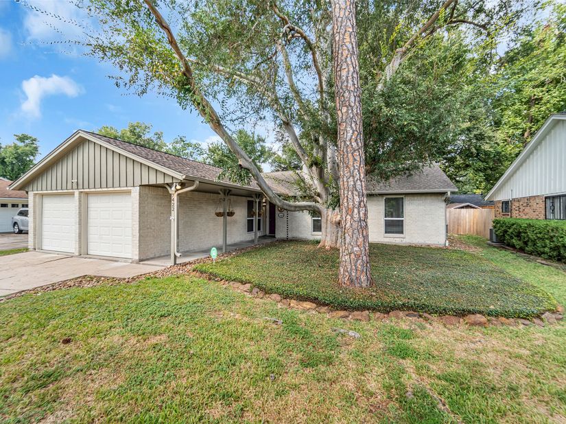 7422 Jackwood Street, Houston TX 77074