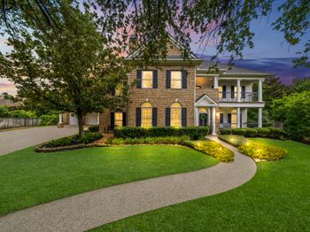 18 Dappled Sun Place