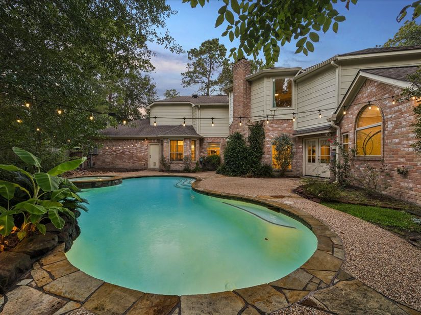 44 Dovewood Place, The Woodlands TX 77381