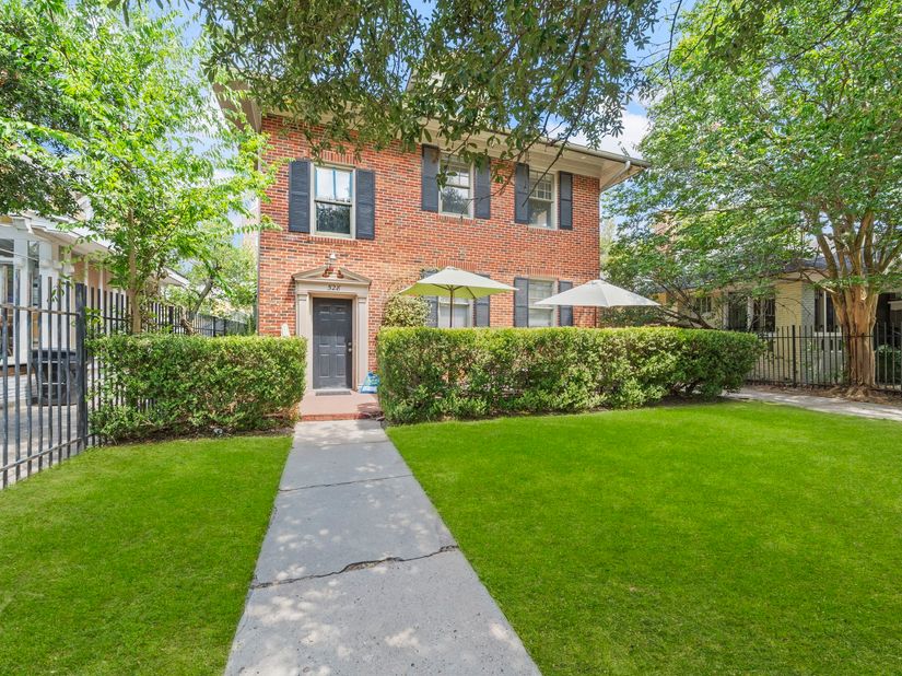 528 Hawthorne Street, Houston TX 77006