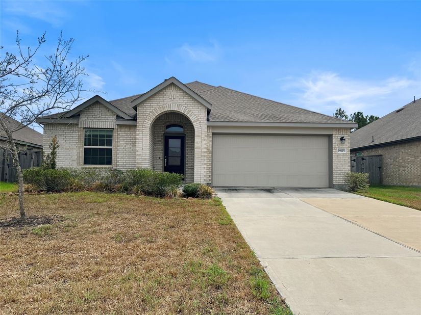 19115 Pinewood Grove Trail, New Caney TX 77357