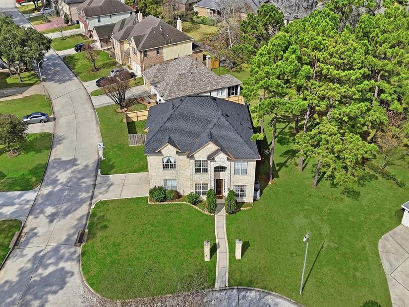 19103 Olympic Circle, Humble TX 77346