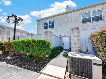 404 Wilcrest Drive
