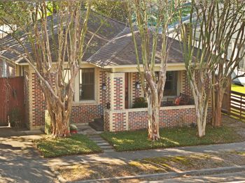 1112 Algregg Street