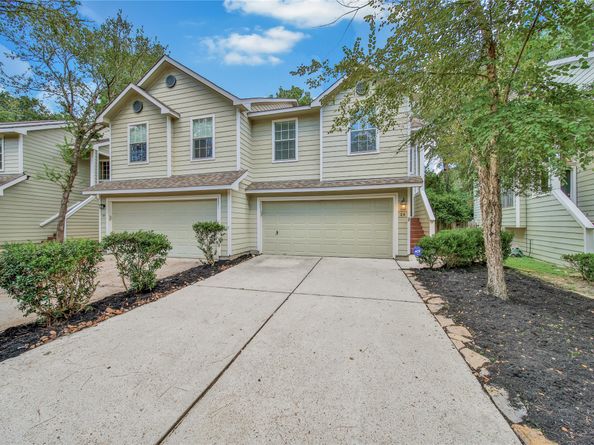 26 N Walden Elms Circle, The Woodlands TX 77382