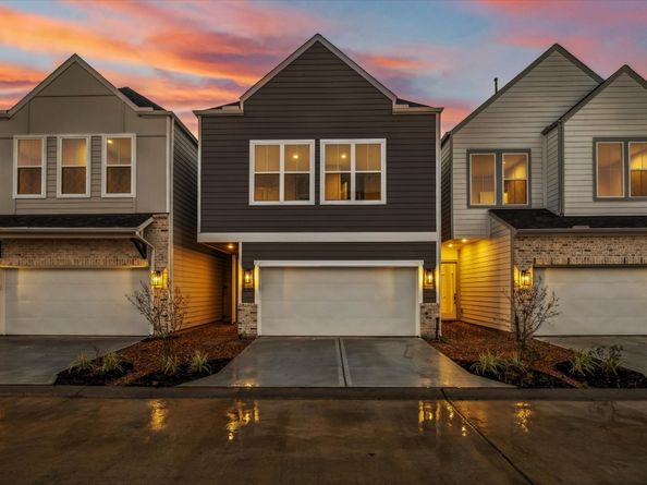 11317 Stonework Grove Lane, Houston TX 77076